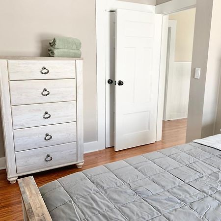 Newly Renovated 4 Bedroom Apartment Near Downtown. Montclair Exterior photo